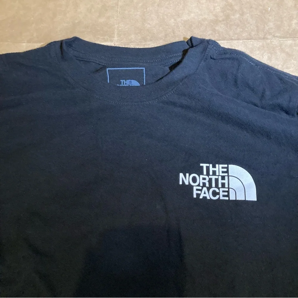 North face top